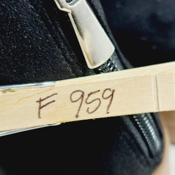 New Bp Brynne Black Faux Suede Block Heel Back Zip Ankle Boots F959 - Picture 12 of 12